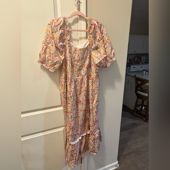 Floral Ruffle Sleeve Women’s Dress - Picture 2 of 2